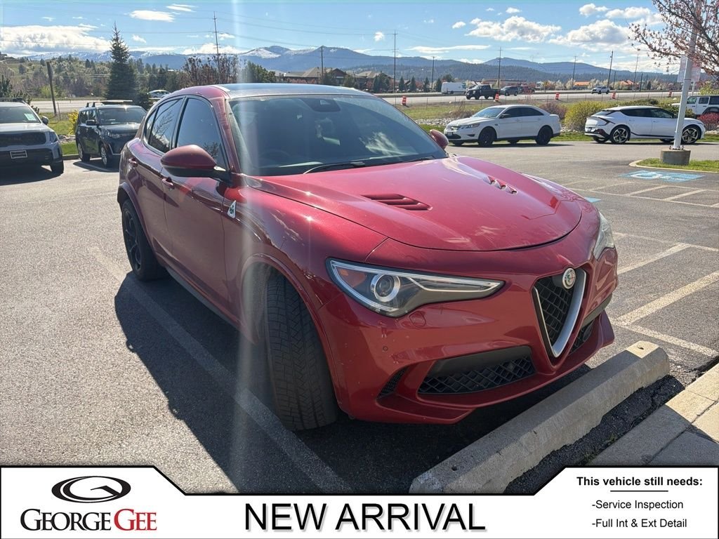 2018 Alfa Romeo Stelvio Quadrifoglio