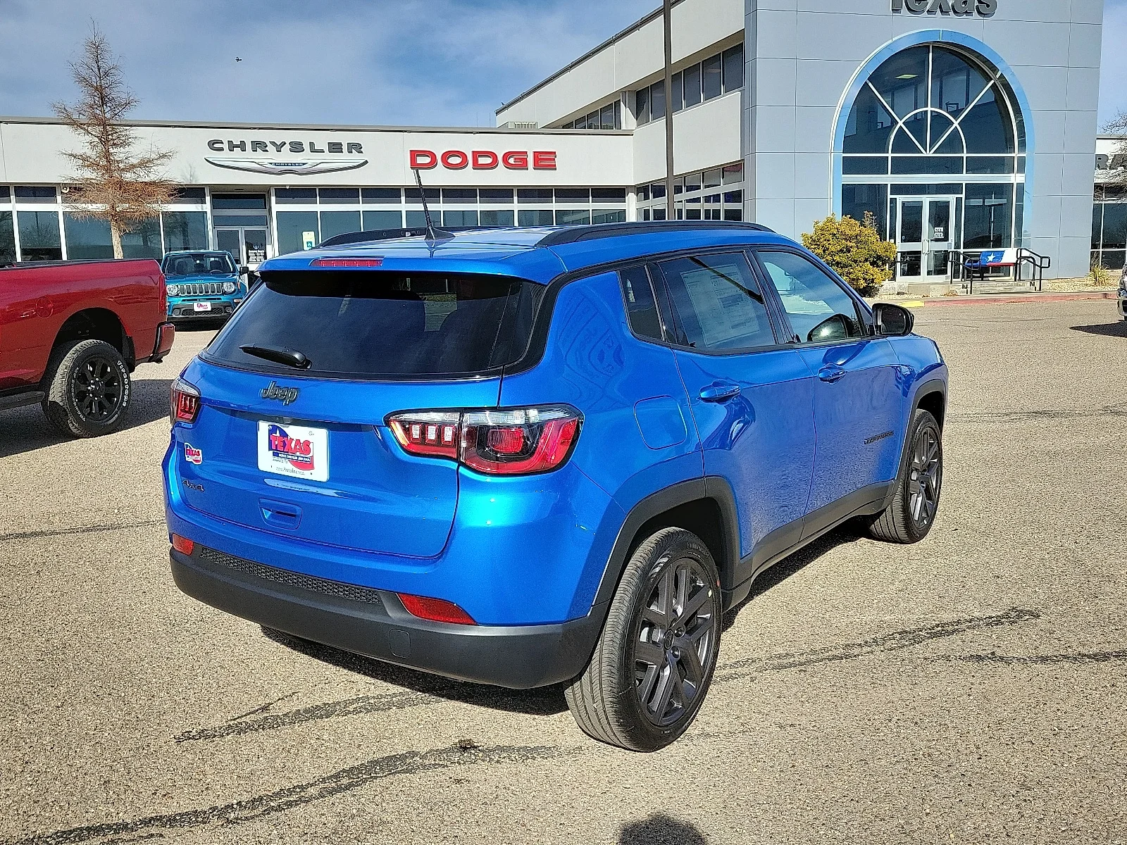 New 2026 PBJ Hydro Blue Jeep LATITUDE ALTITUDE 4X4 image 4