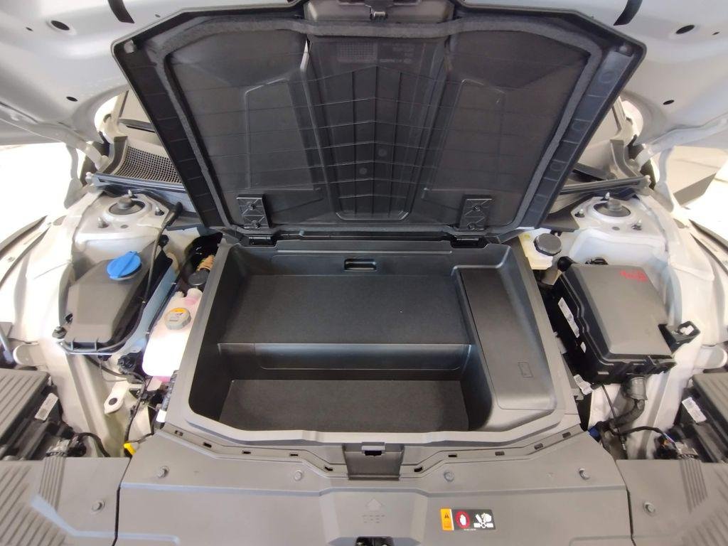 New 2026 Cyber Gray Hyundai SEL image 7