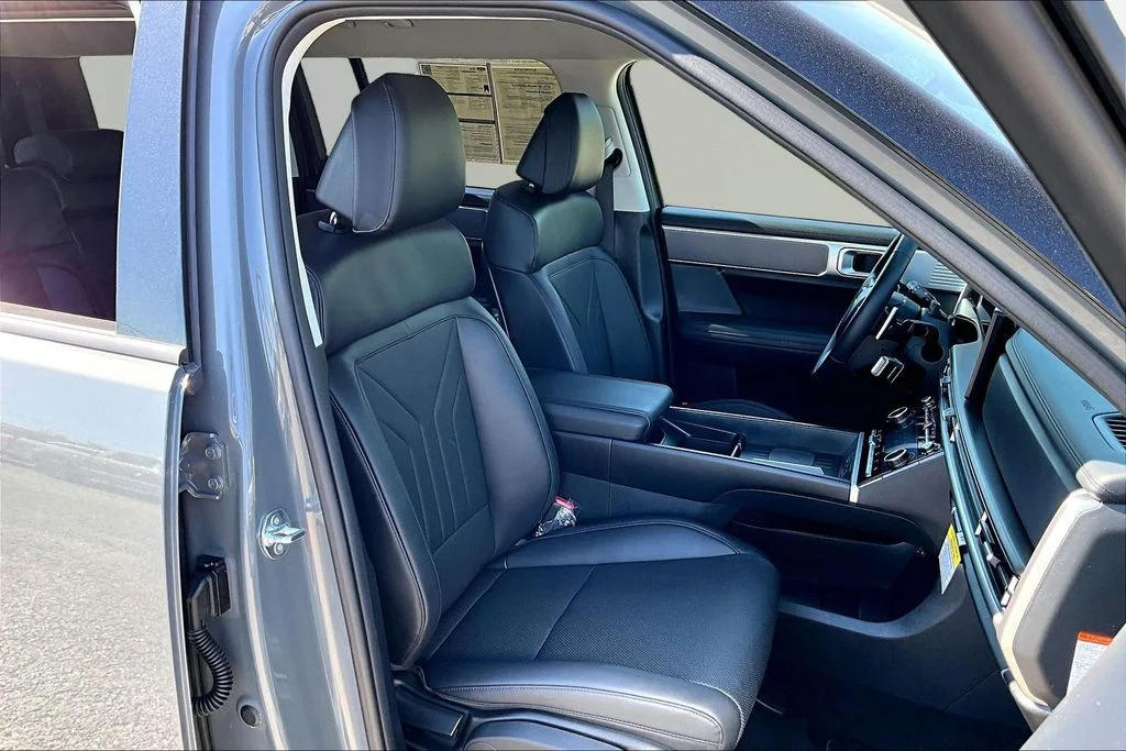 Used 2026 Hampton Gray Hyundai SEL image 7