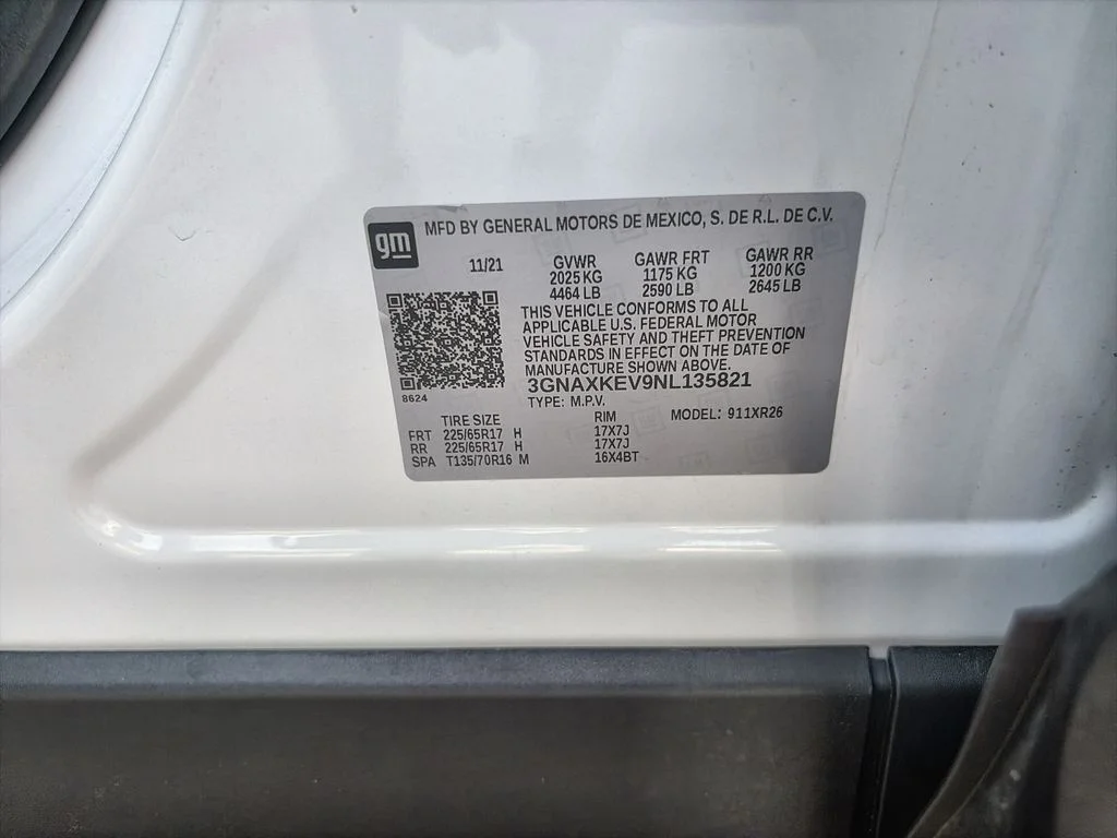 Used 2022 White Chevrolet LT image 35