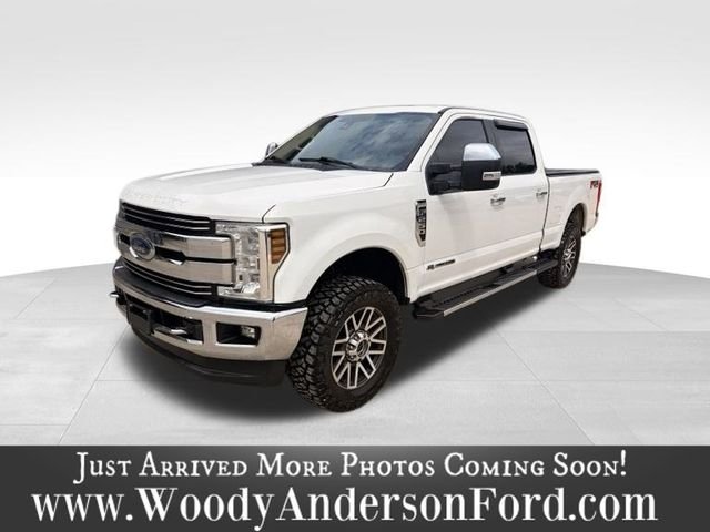 Used 2018 Oxford White Ford Lariat image 1