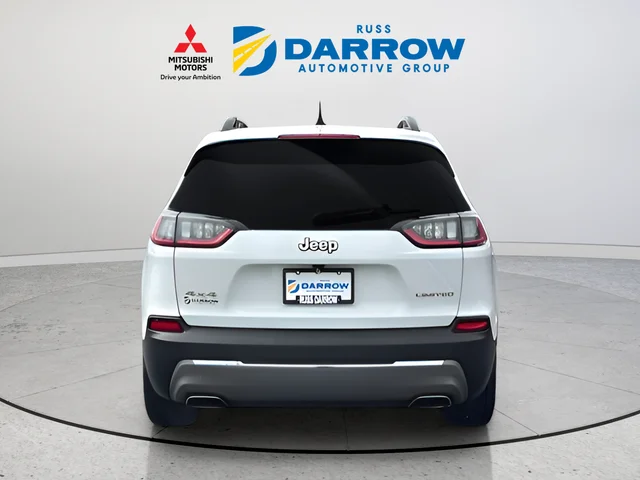 Used 2022 White Jeep Limited image 4