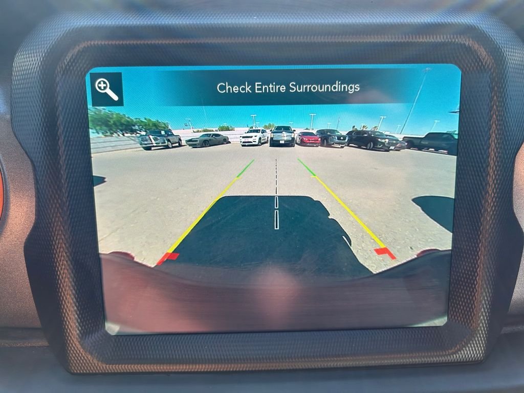 Used 2022 Silver Jeep Mojave image 26