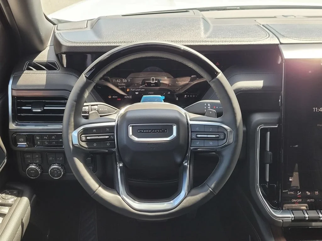 2026 GMC Yukon XL Denali - Photo 10