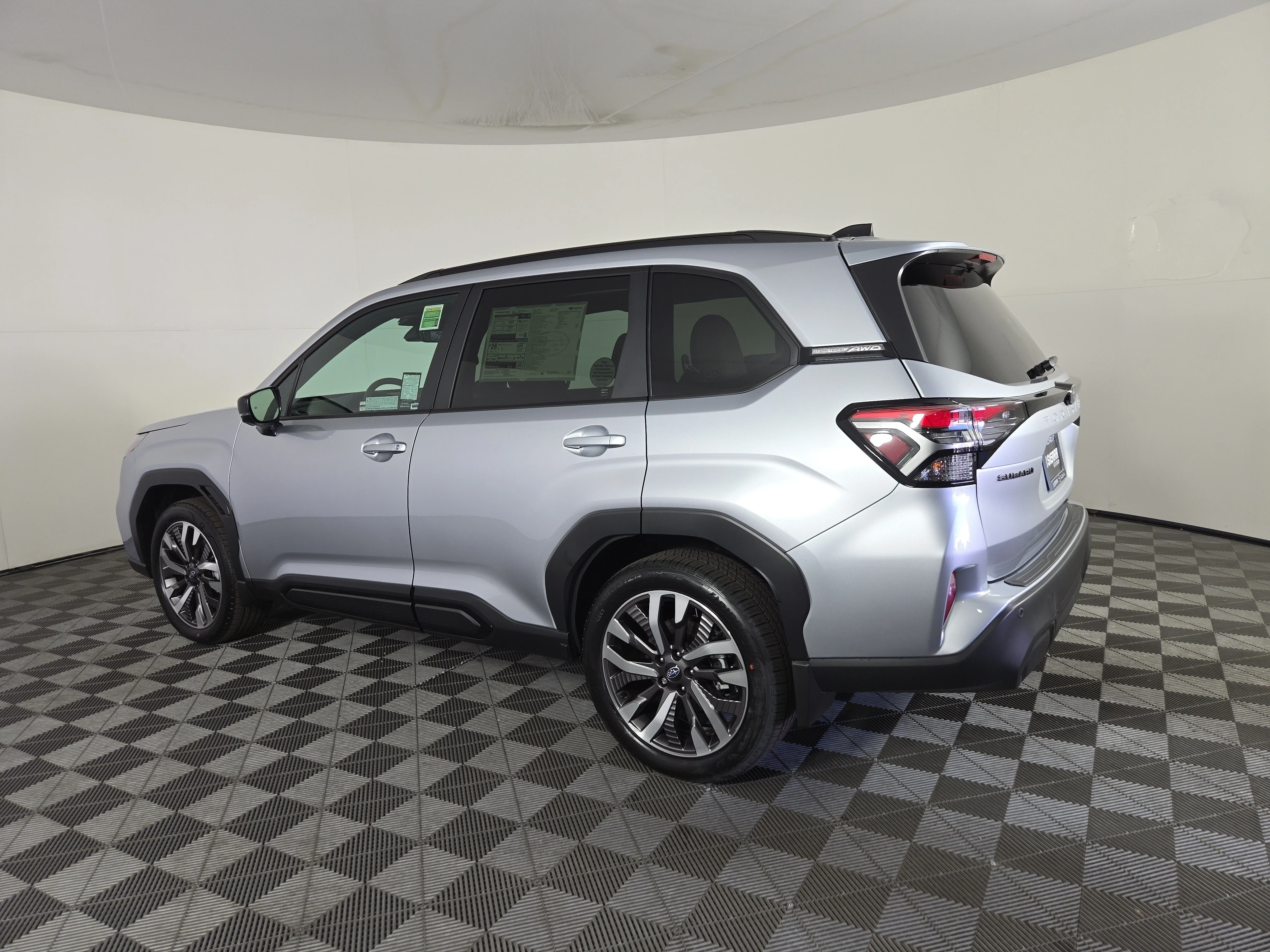 New 2026 ICE SILVER METALLIC Subaru Touring image 6