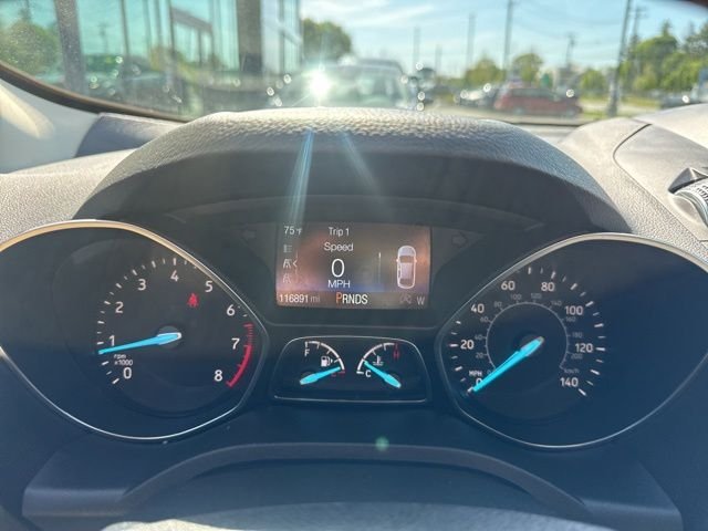 Used 2017 Gold Ford SE image 18