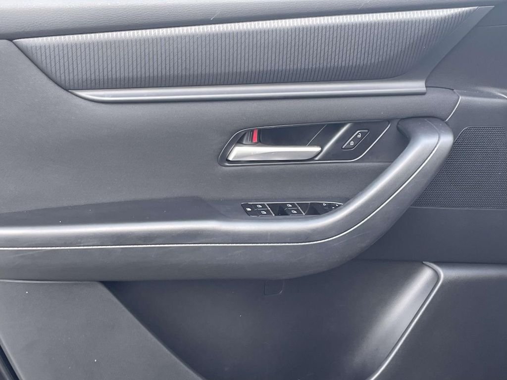 Used 2024 Black Mazda 3.3 Turbo Select image 15
