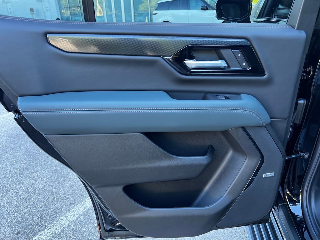 New 2026 Onyx Black GMC AT4 image 33