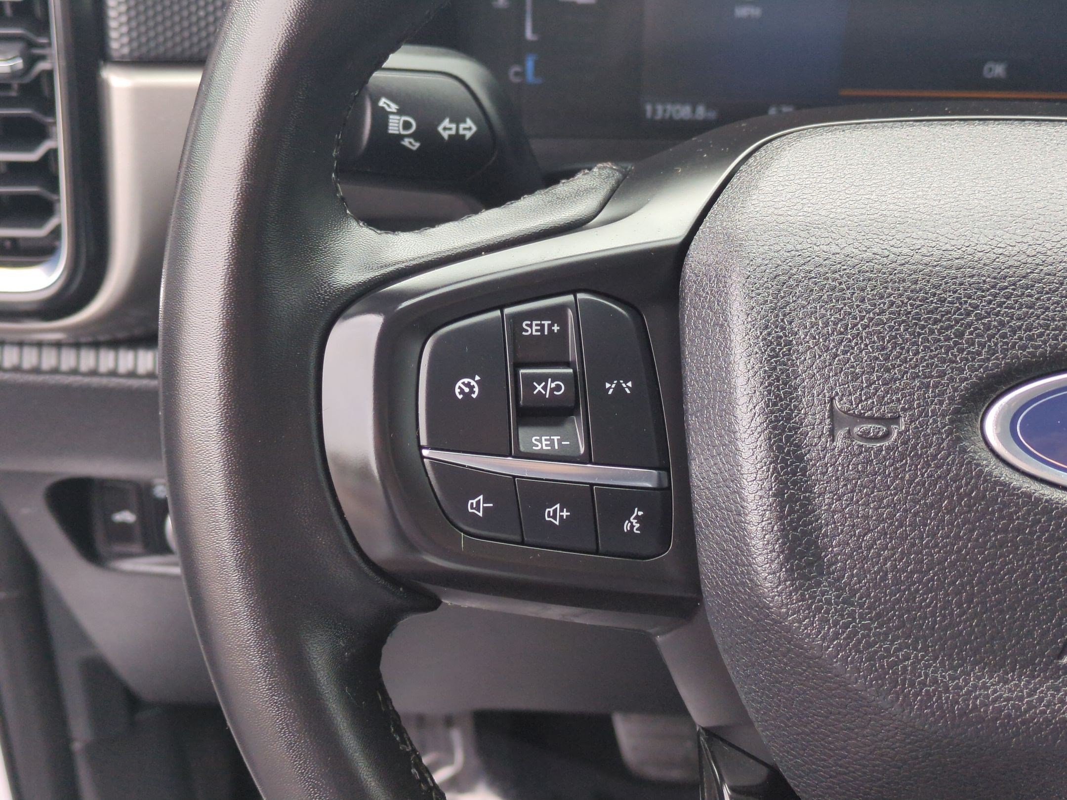 Used 2025 White Ford XLT image 16