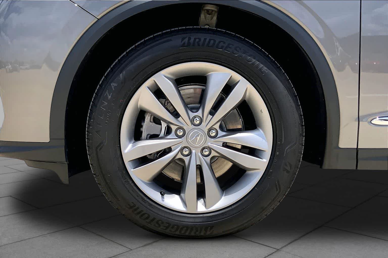 Certified Used 2026 Liquid Carbon Metallic Acura MDX image 11