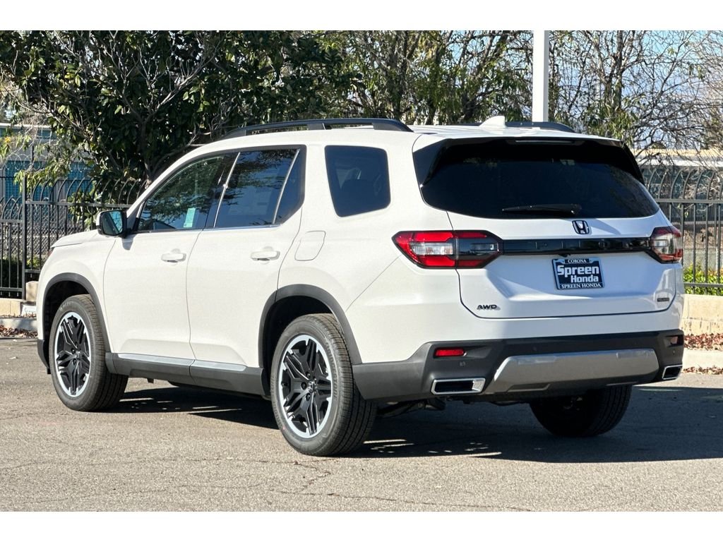 New 2026 Platinum White Pearl Honda Touring image 7