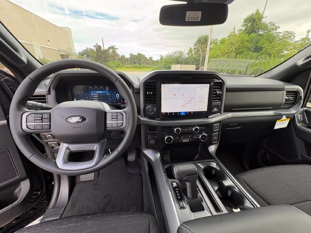 New 2026 Blue Ford XLT image 8