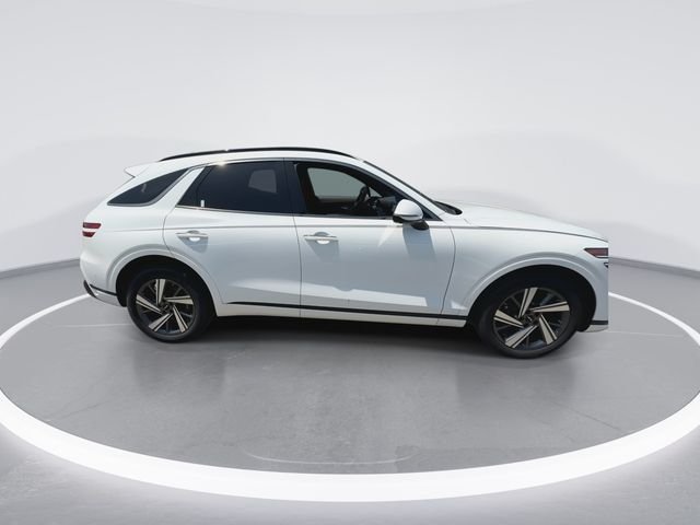 2026 GENESIS GV70 Sport Advanced - Photo 9