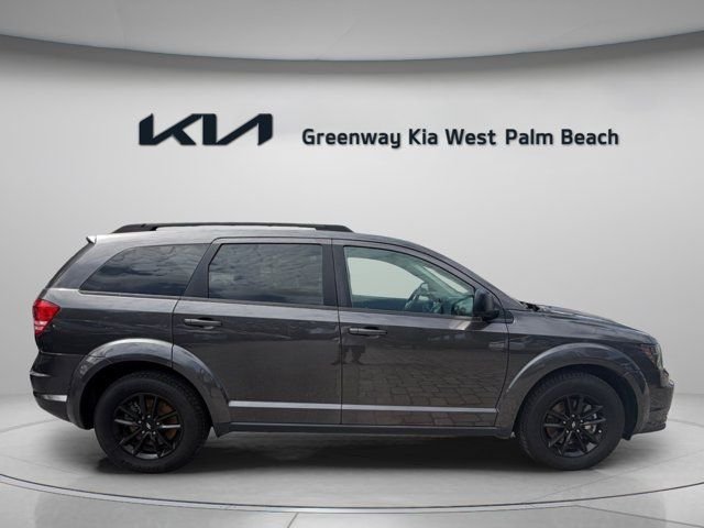 Used 2020 Gray Dodge SE image 8