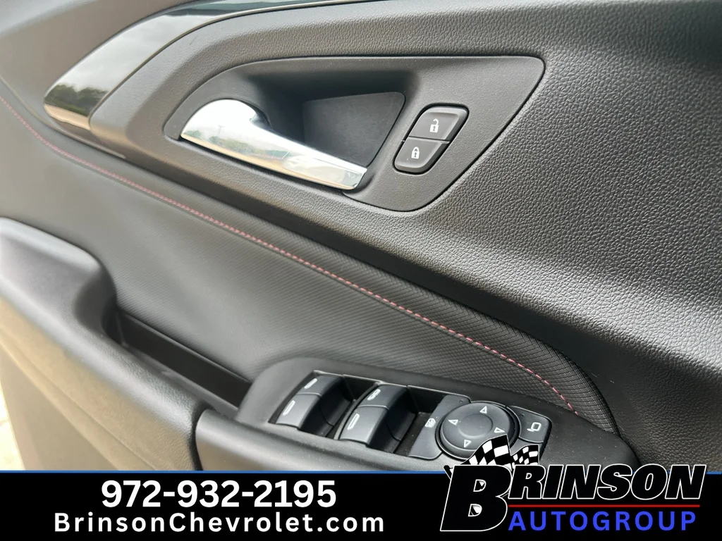 Used 2023 SUMMIT WHITE Chevrolet RS image 12