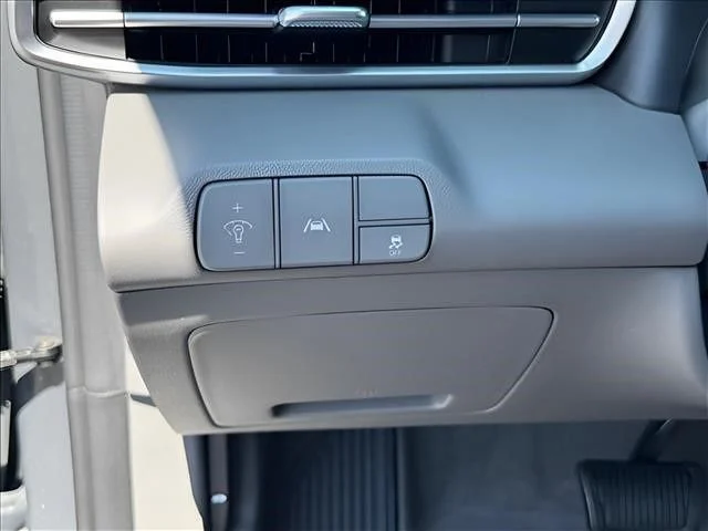 Used 2023 Gray Hyundai SEL image 21