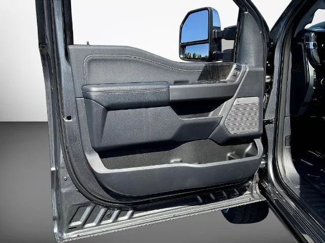 New 2027 Carbonized Gray Metallic Ford F-250® Lariat® image 71