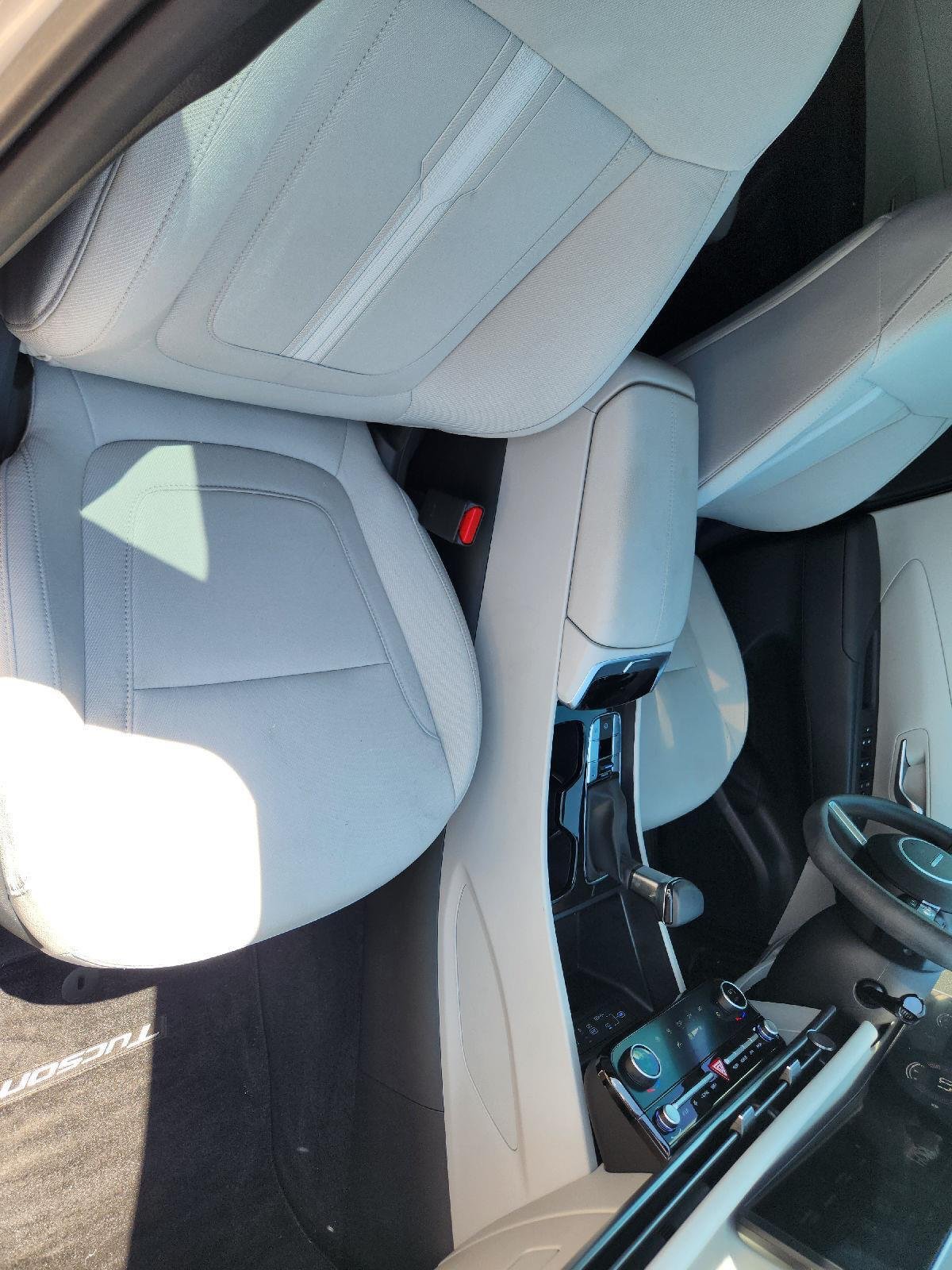 Used 2025 Shimmering Silver Hyundai SEL image 13