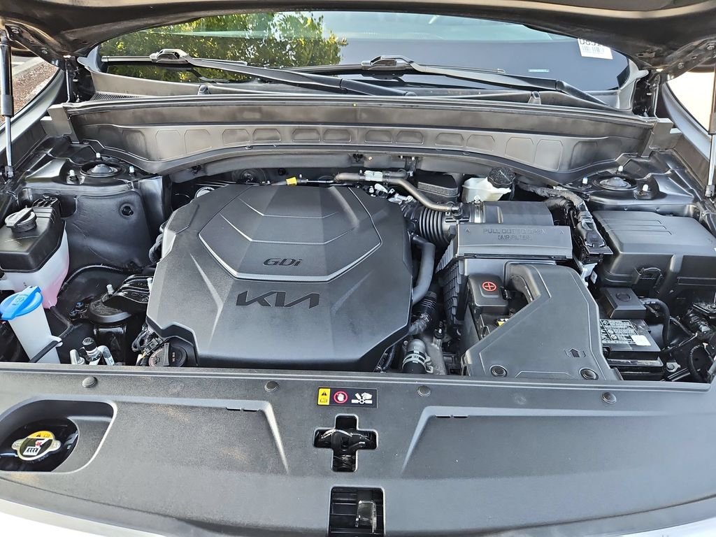 Used 2024 Black Kia S image 31