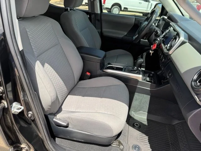 Certified Used 2022 Black Toyota SR5 image 30
