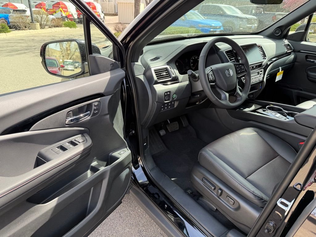 2026 Honda Ridgeline Black Edition - Photo 12