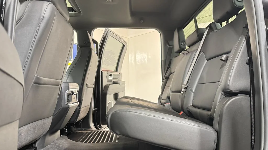 2026 Chevrolet Silverado 3500 HD LTZ - Photo 10