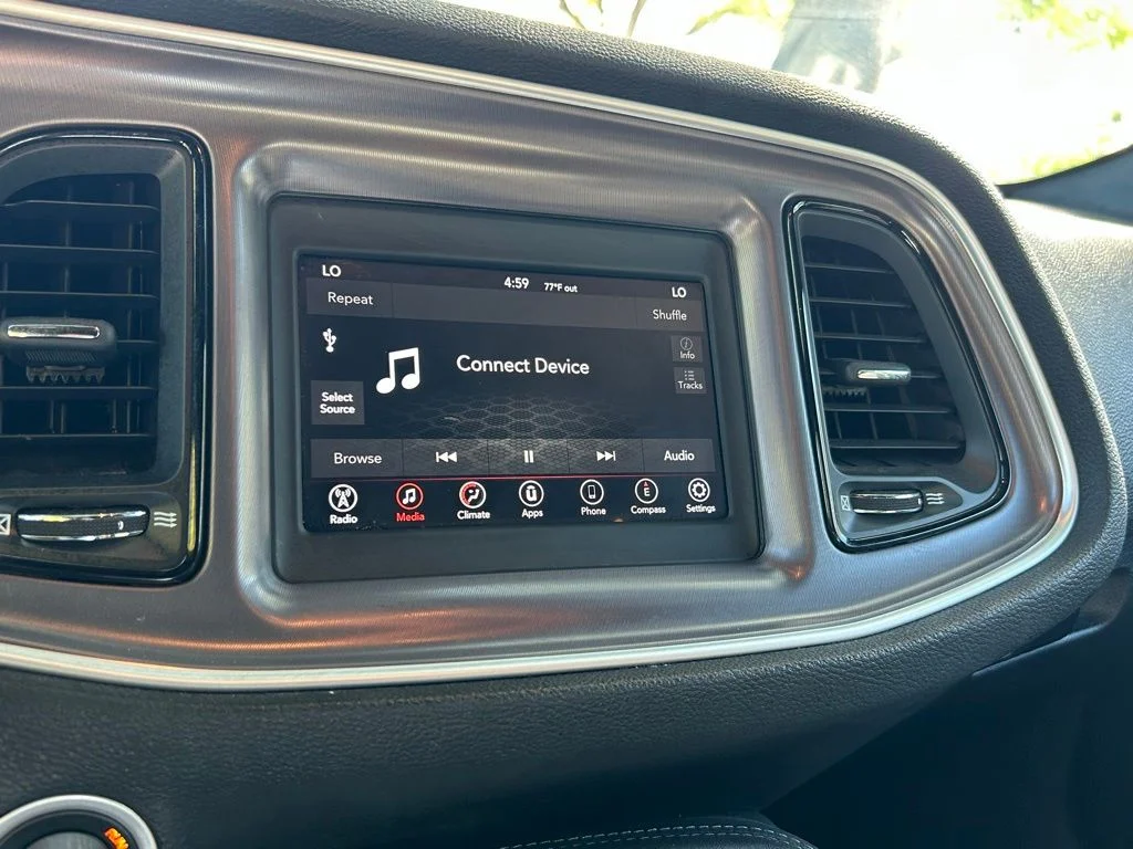 Used 2020 Gray Dodge SXT image 20