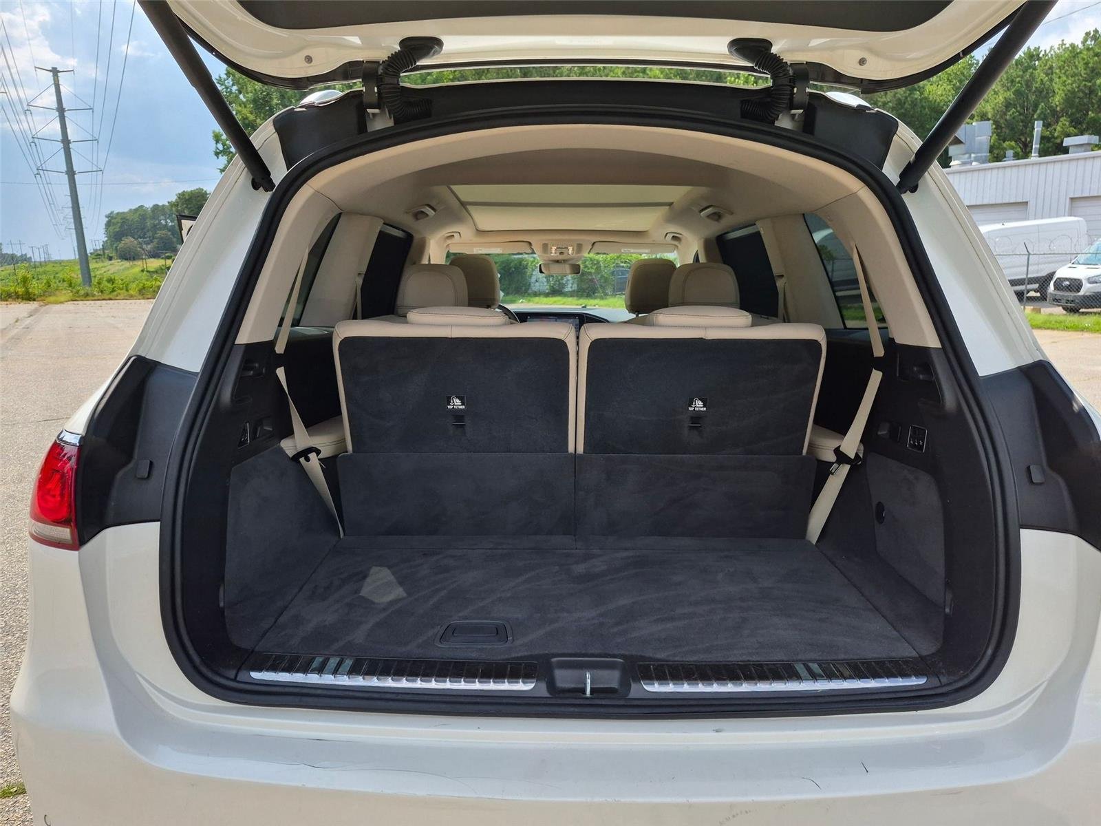 Used 2020 designo Diamond White Metallic Mercedes-Benz GLS 450 image 29