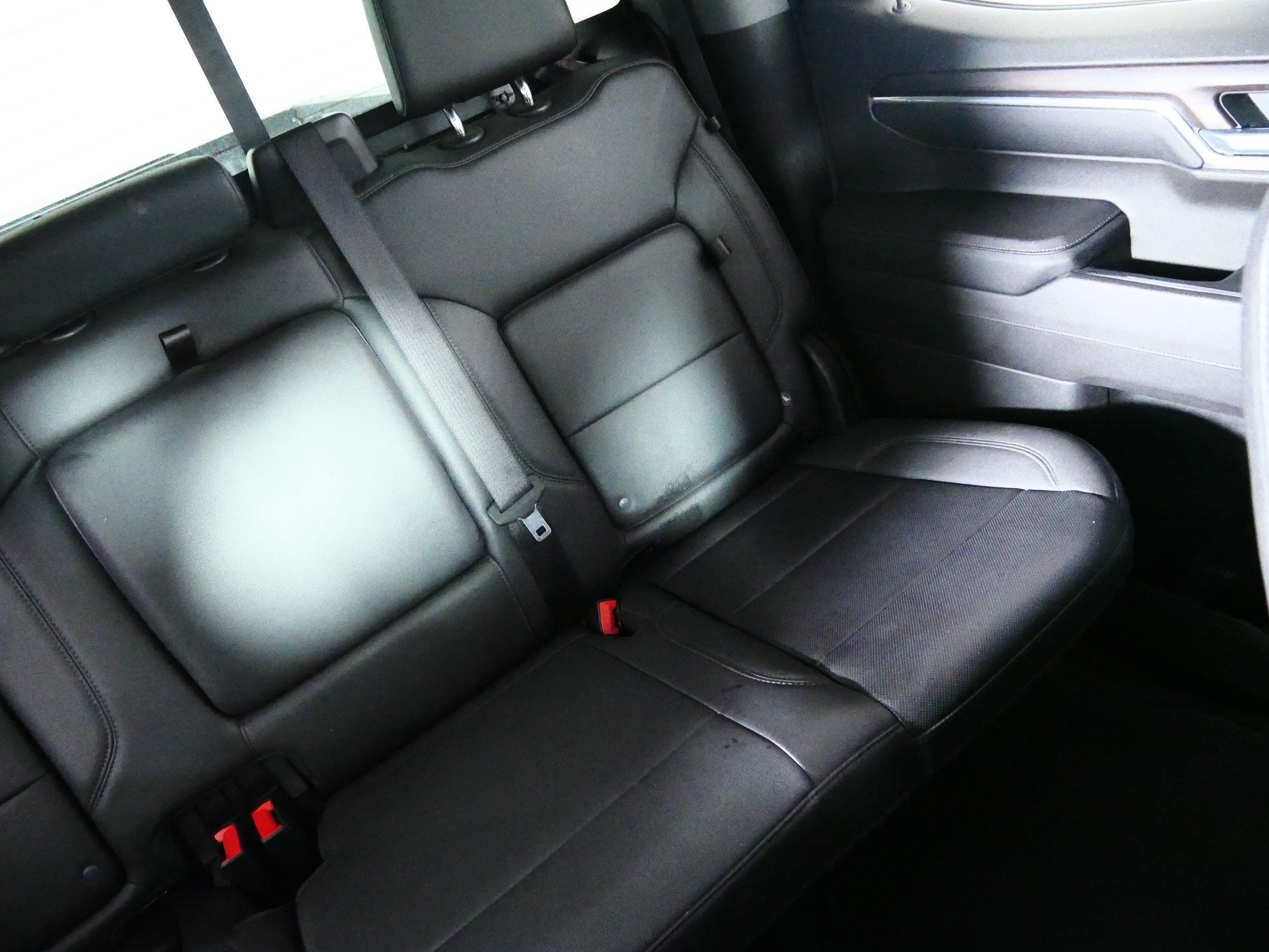 Used 2023 Titanium Rush Metallic GMC SLT image 14