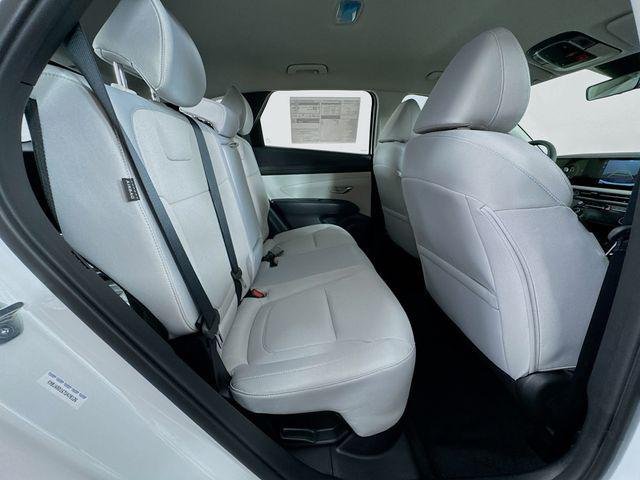 New 2026 White Hyundai Blue image 39