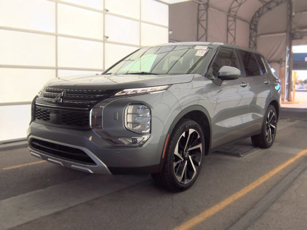 2024 Mitsubishi Outlander