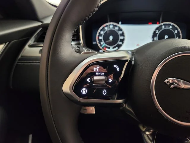 2026 Jaguar F-Pace R-Dynamic S - Photo 28