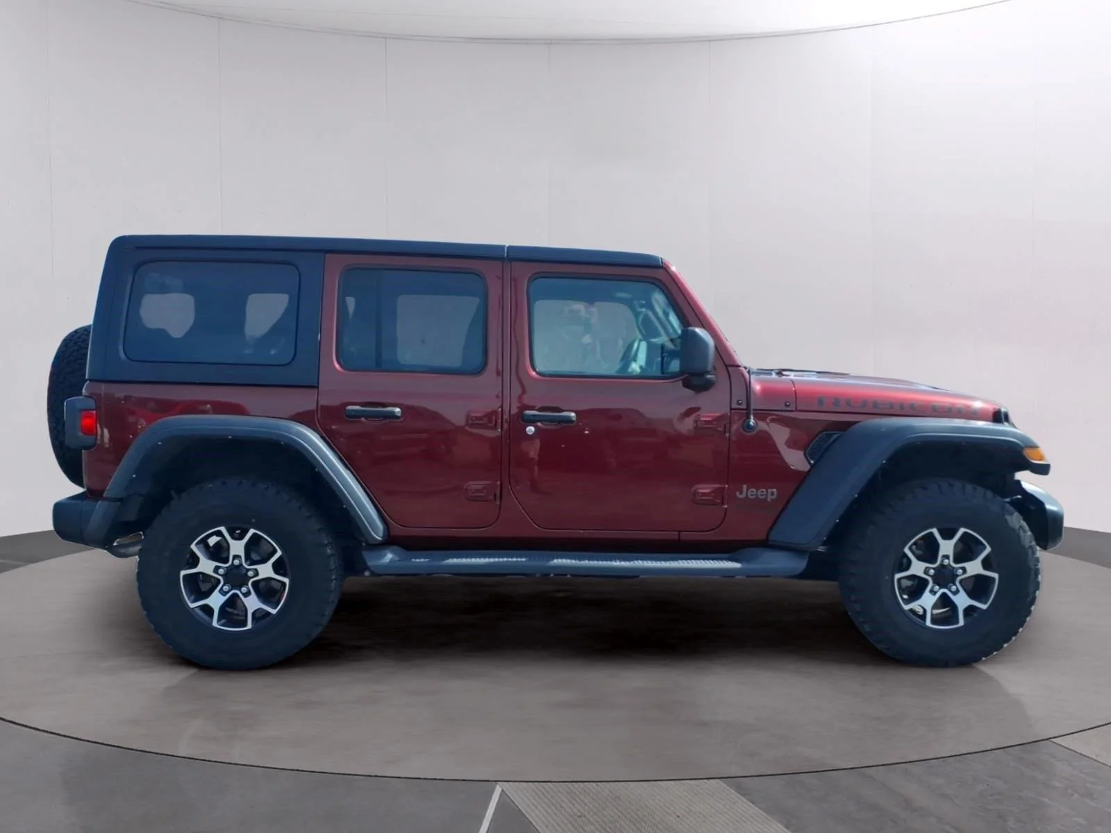 Used 2021 Snazzberry Pearlcoat Jeep Unlimited Rubicon image 8