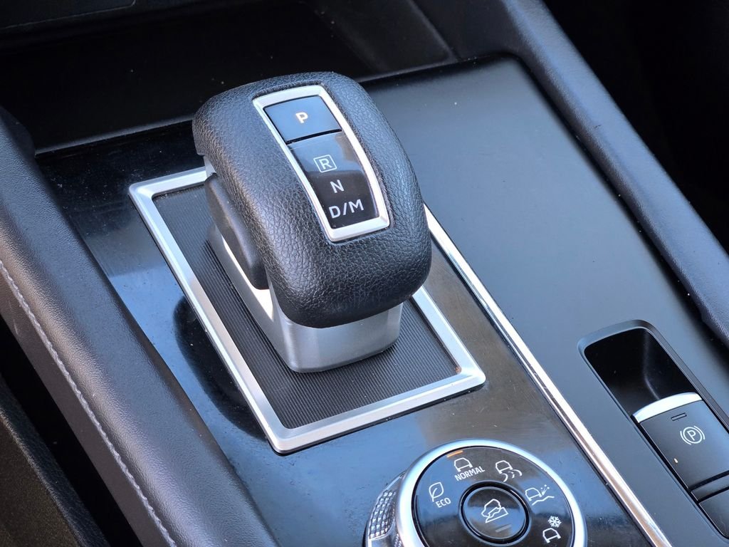 2024 Mitsubishi Outlander ES - Photo 32