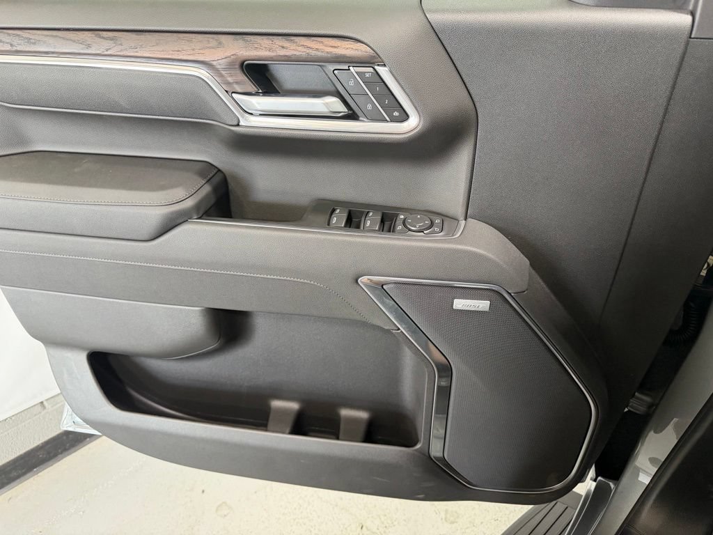 2026 GMC Sierra 1500 SLT - Photo 11