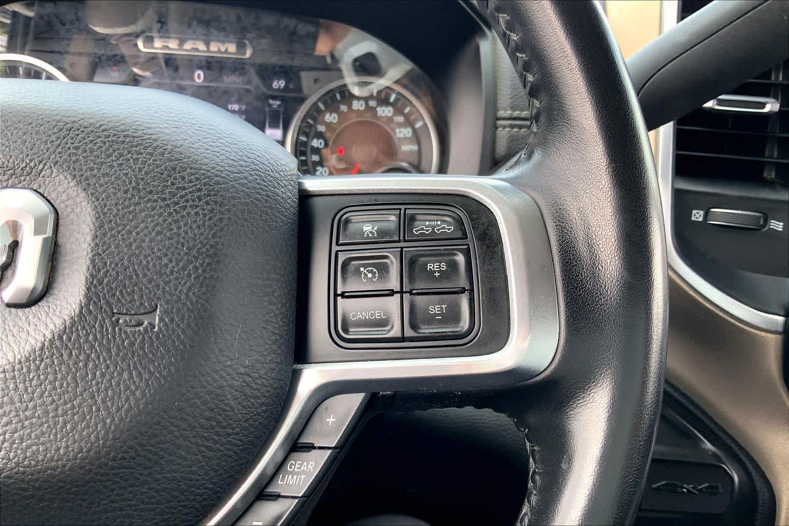 Used 2022 Pearl White Ram Laramie image 22