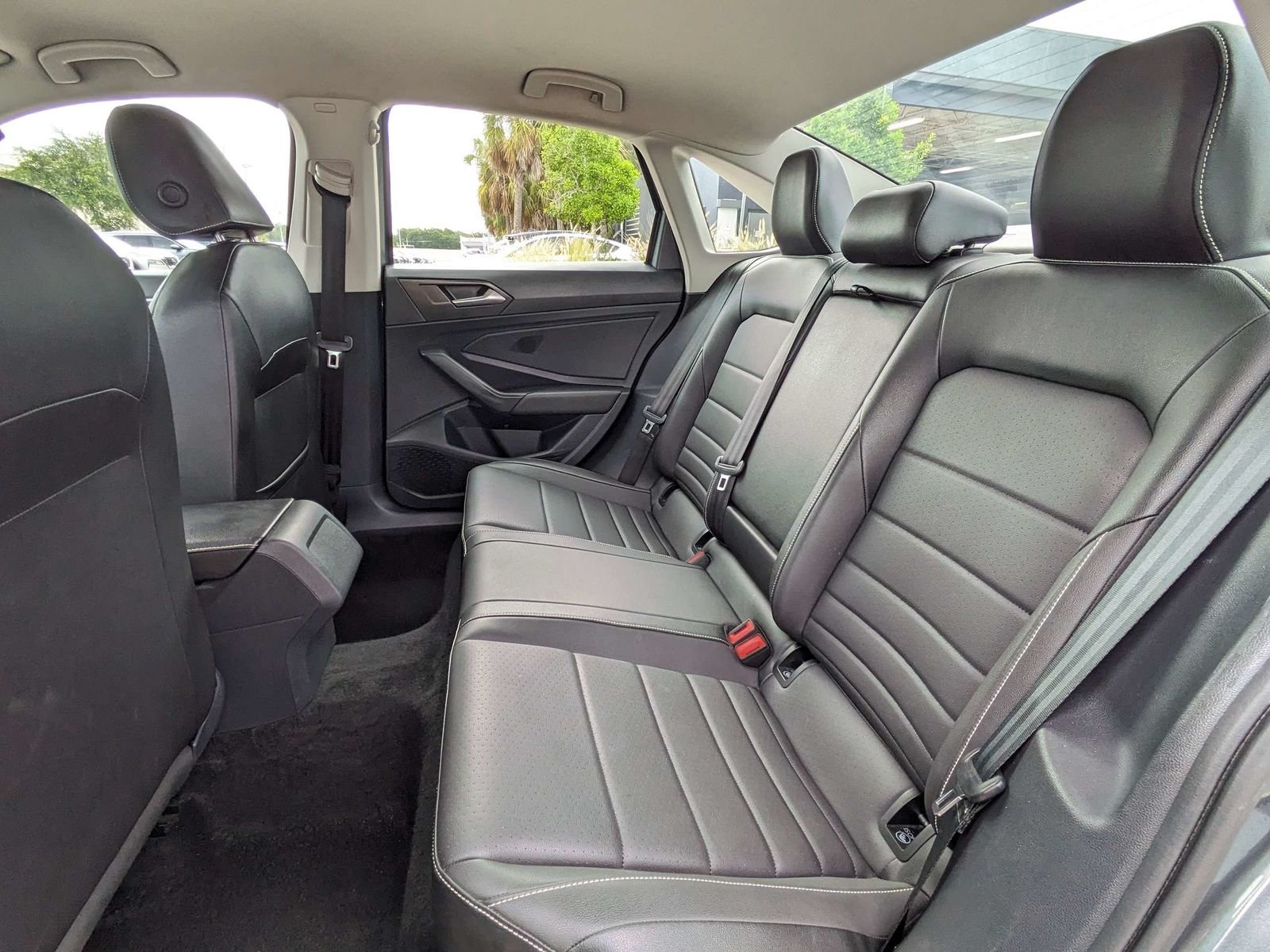 Used 2024 Gray Volkswagen 1.5T SE image 14