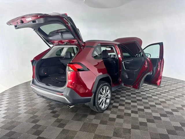 Used 2021 Red Toyota Limited image 17