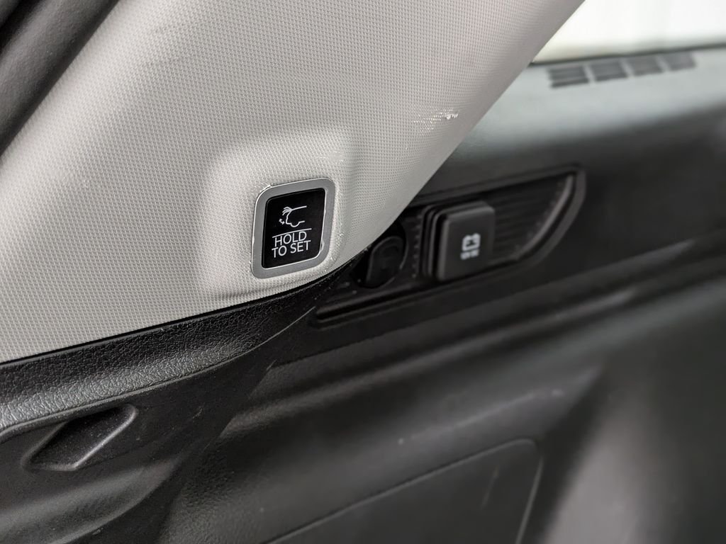 Used 2023 White Jeep 4xe image 21