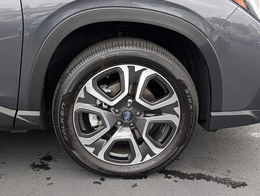 2026 Subaru Ascent Touring - Photo 8