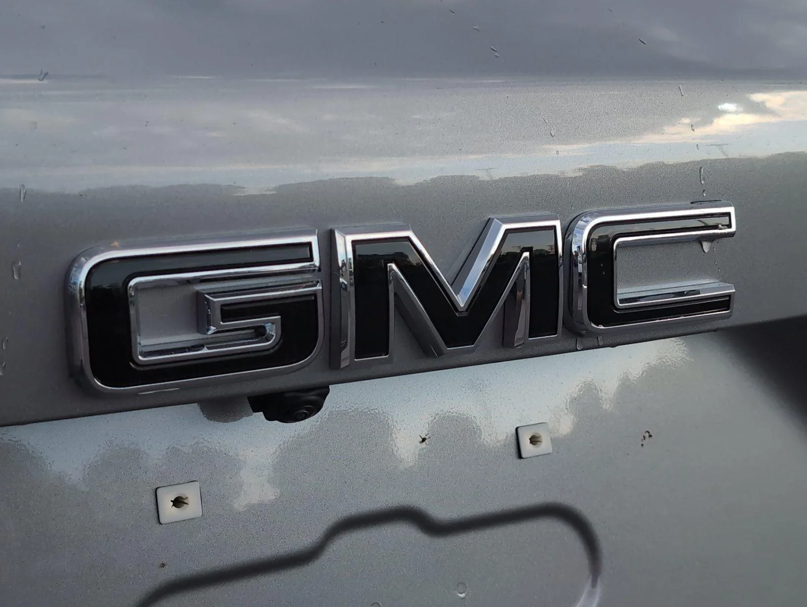 New 2026 Sterling Metallic GMC Elevation image 30