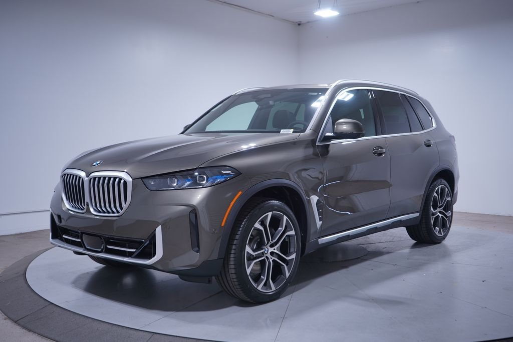 2026 BMW X5 sDrive40i's photo