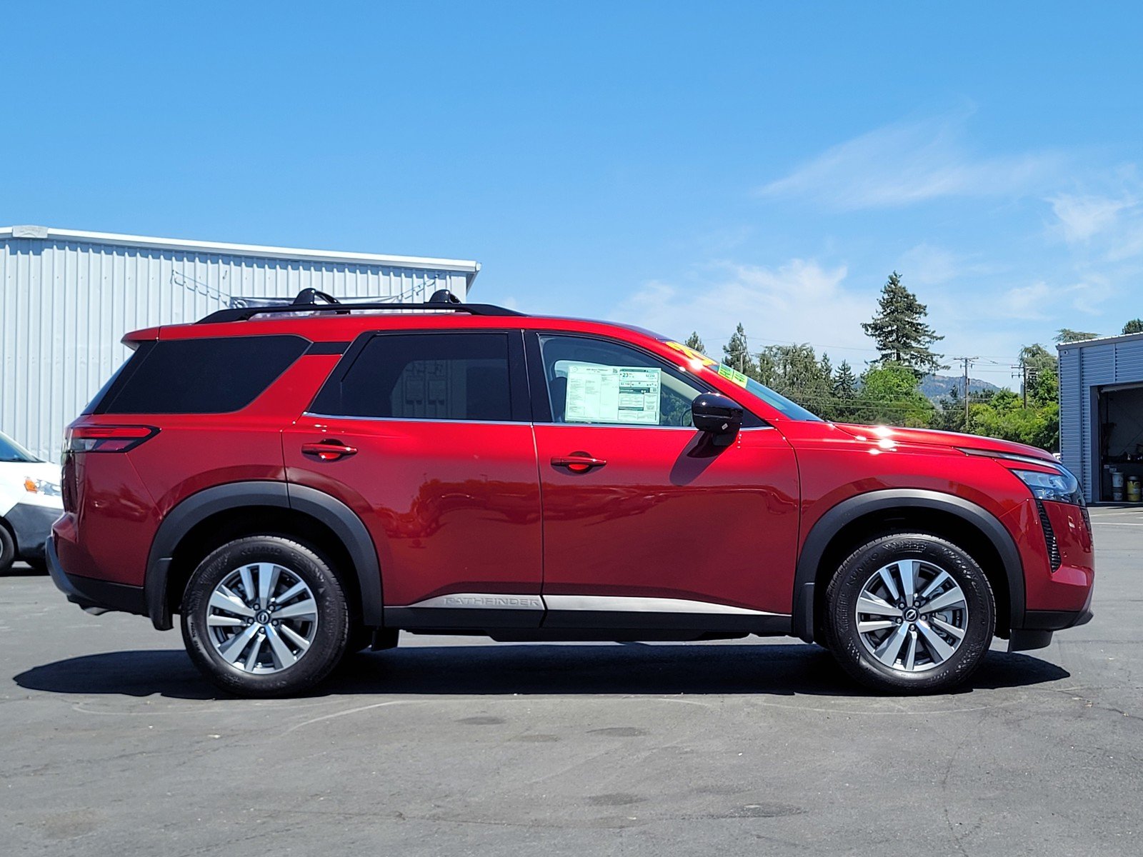New 2026 Scarlet Ember Tintcoat Nissan SL image 4