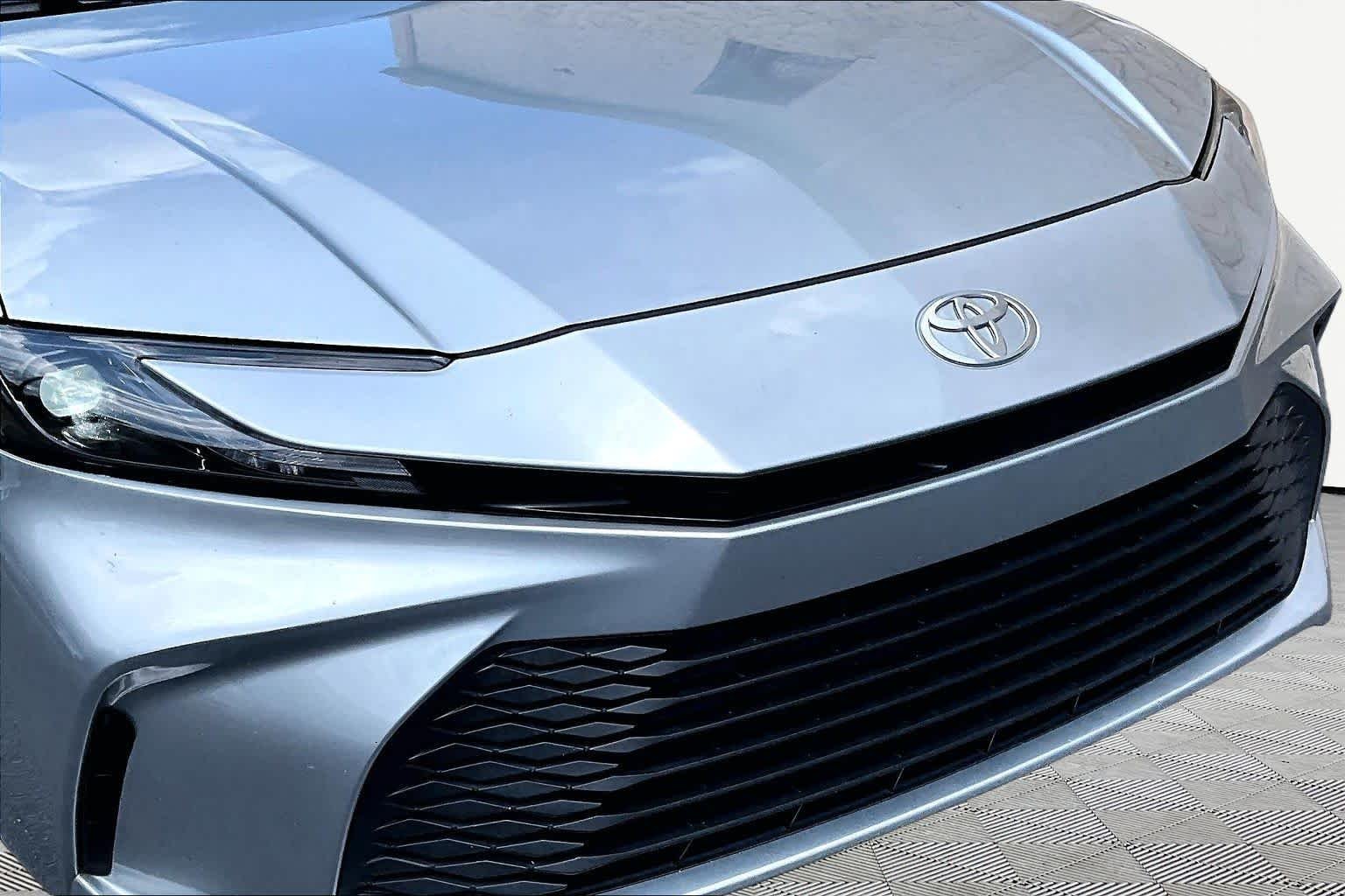 Used 2025 Celestial Silver Metallic Toyota LE image 30