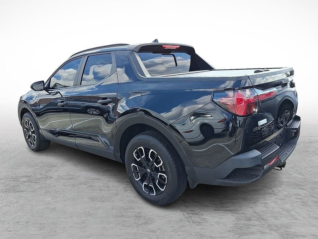 Used 2022 Black Hyundai SEL image 4