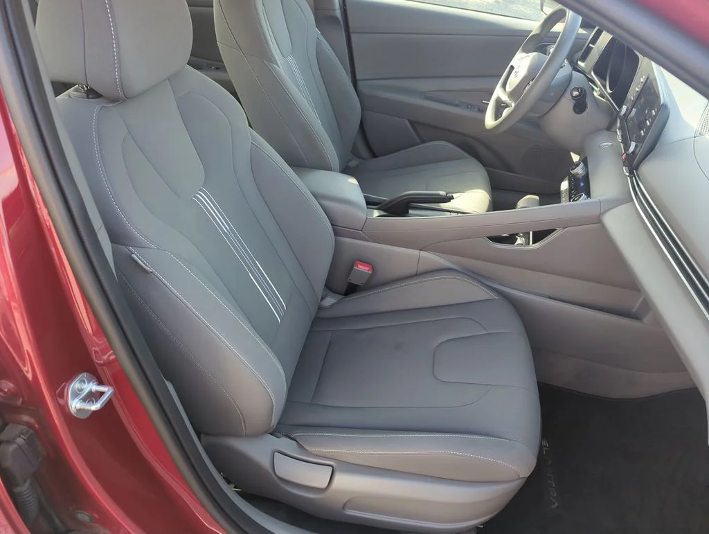 Used 2023 Red Hyundai SEL image 35