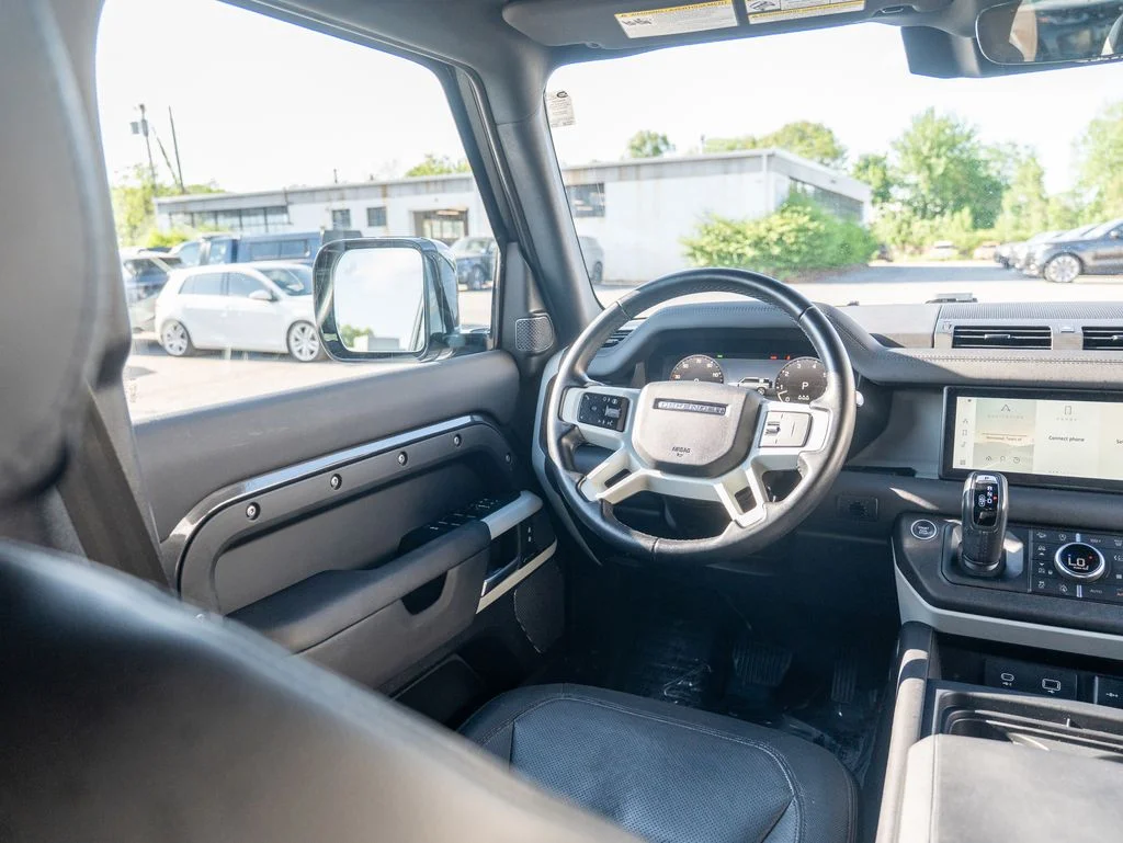 Certified Used 2024 Gray Land Rover X-Dynamic SE image 19