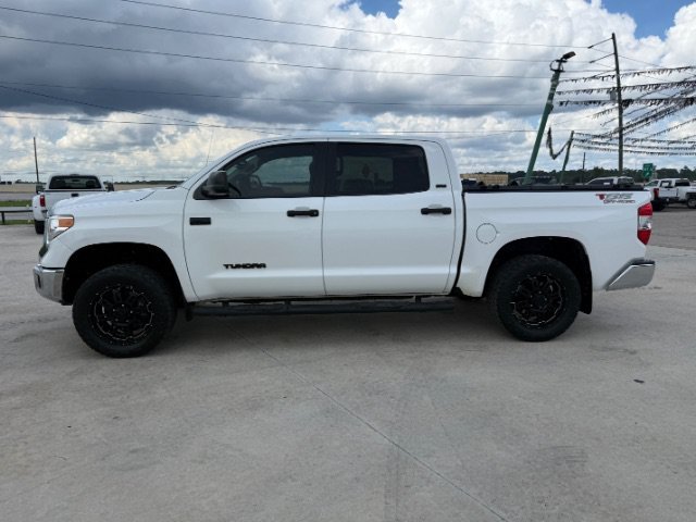 Used 2017 White Toyota SR5 image 2