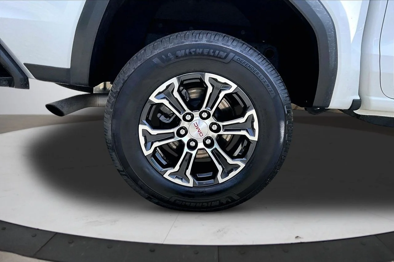 Certified Used 2023 White GMC AT4 image 34